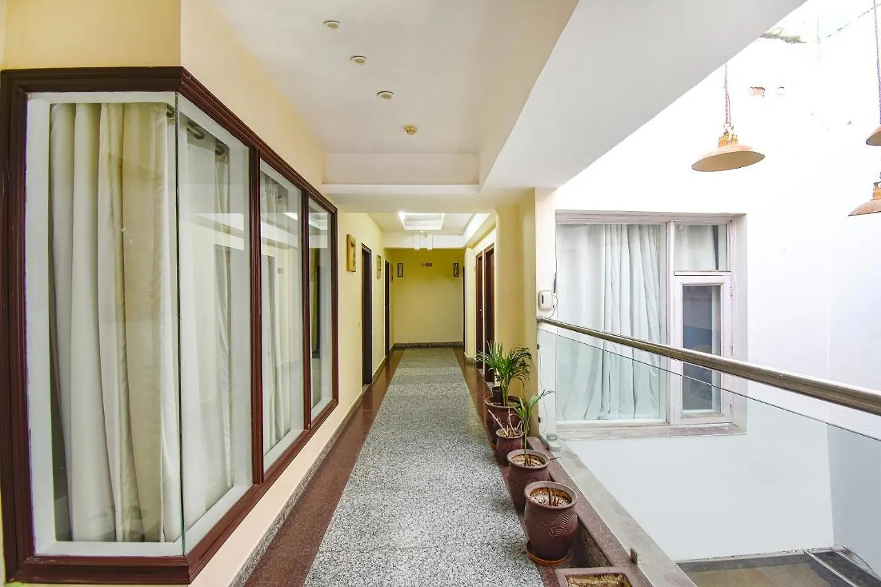 Fabhotel Comfort 35 Chandigarh 3*,